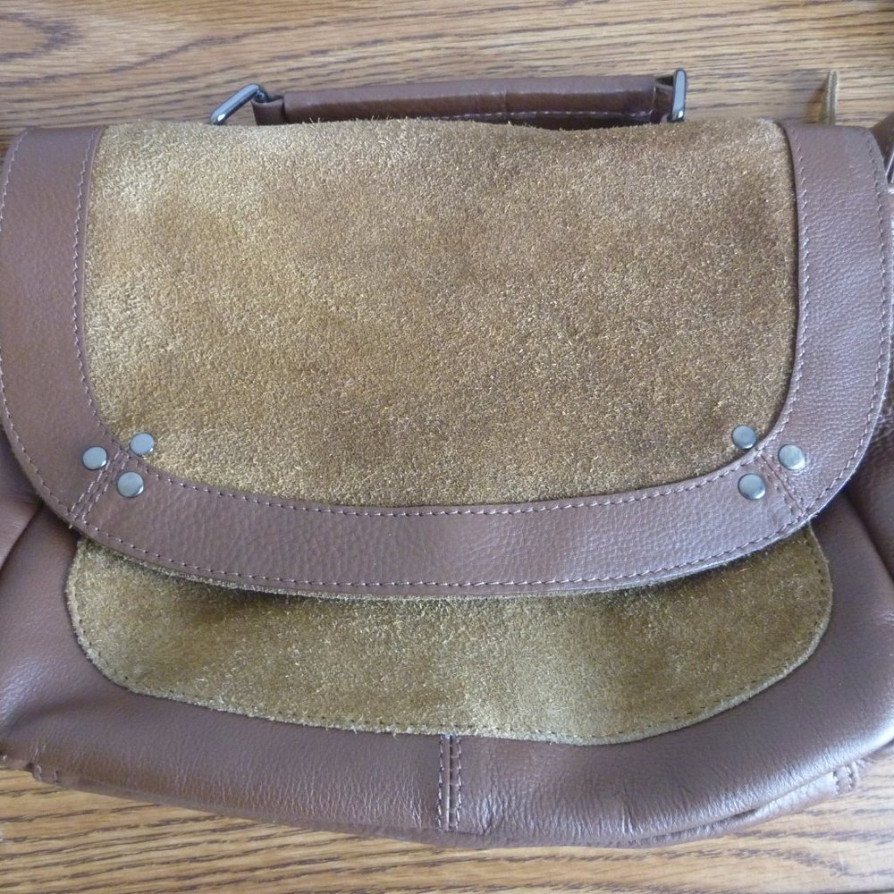 BELLISSIMO Saddle Shoulder Crossbody Bag Suede Leather Italy